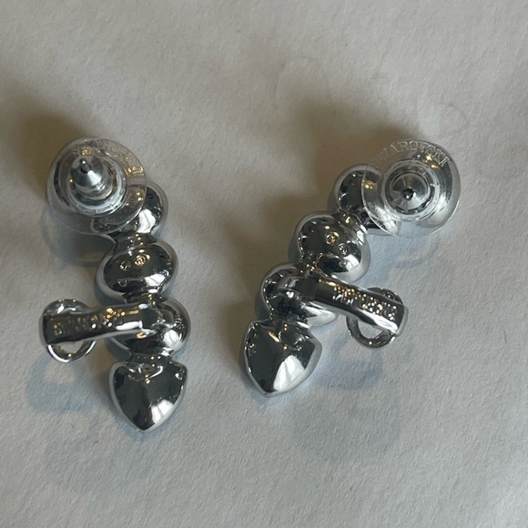 Swarovski effusion pierced earrings with clip around ear - Picture 3 of 4